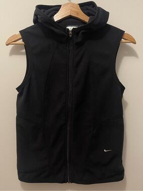 Therma Fit Nike Black Hooded Sleeveless Fleece Vest